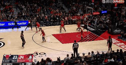 开拓者煮熟的鸭子飞了，本来可以逆转一场落后21分的比赛，最后时刻阿夫迪亚和克林根