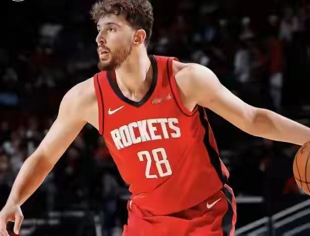 火箭115-113险胜快船终止连败，51-28的篮板碾压太绝了，22个前场板硬生