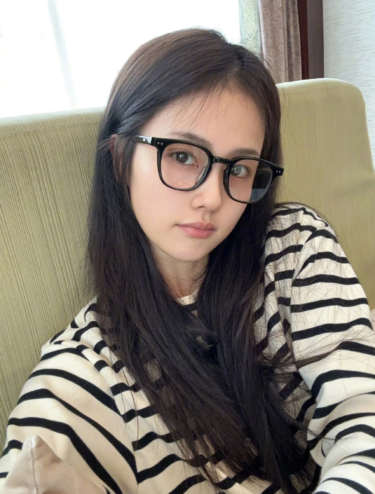小猪拍照…举起手机 ✌🏻🤏🏻白鹿