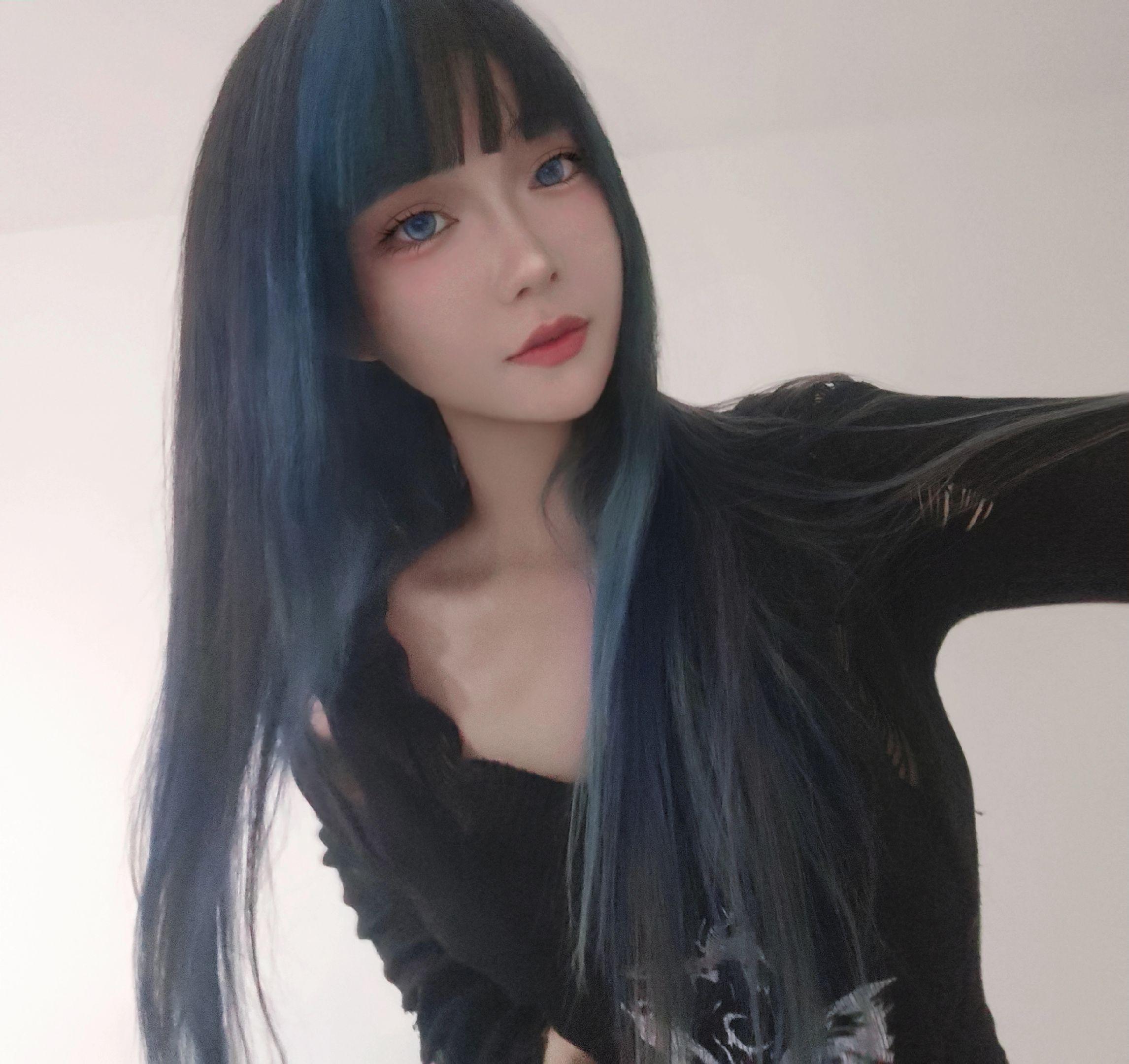 521了,你和我淡叭。別人牵手我们可以玩守望先锋，別人拥抱我们可以玩守...