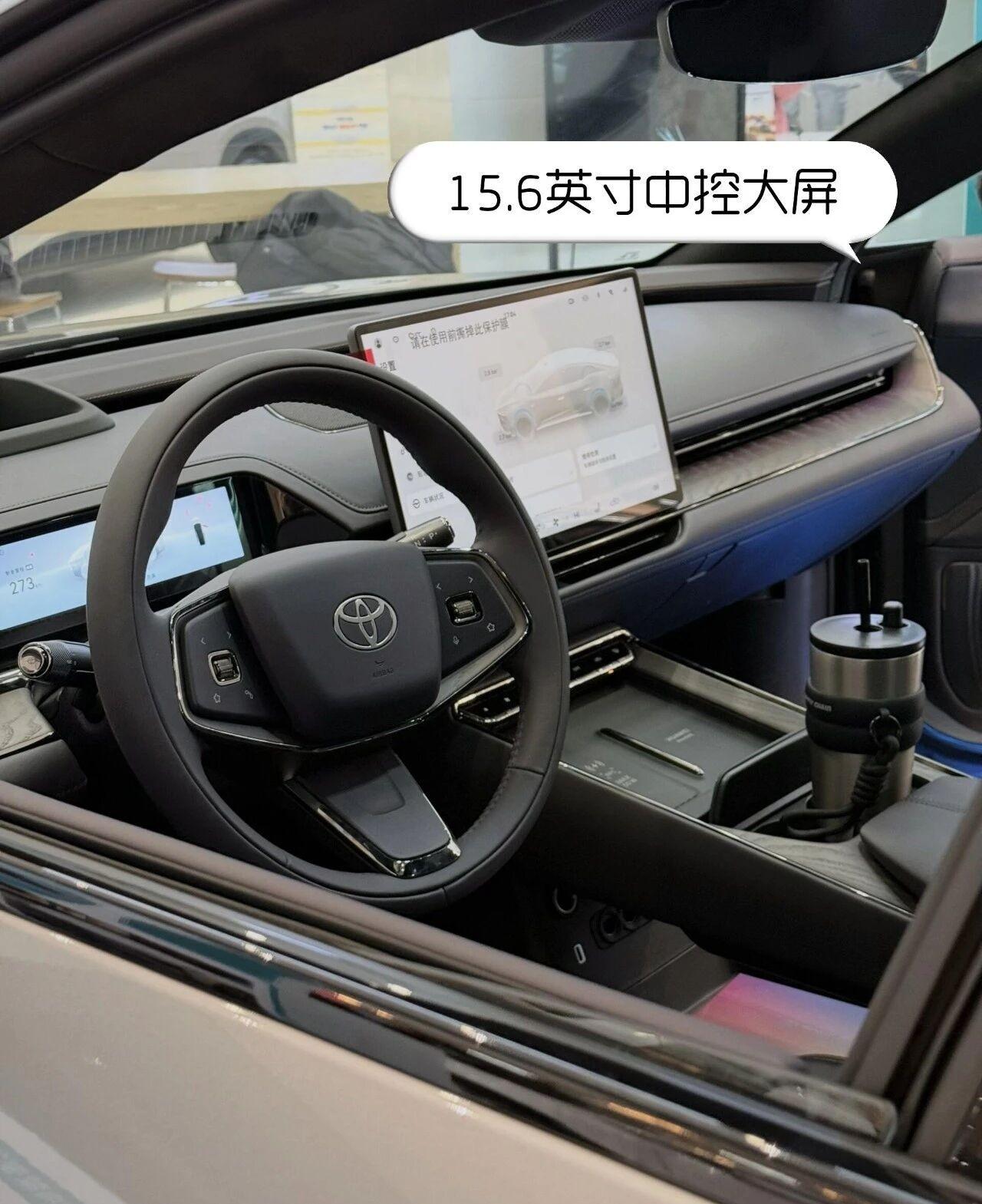 20万捡漏百万豪车？丰田这次真的“杀疯了”今日安利铂智7！初见就被气场震撼，5.
