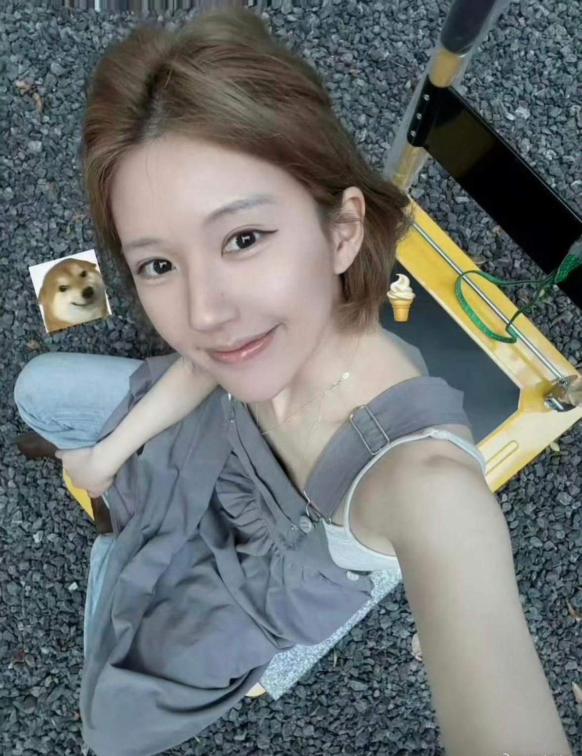 赵露思营业图 ​​​