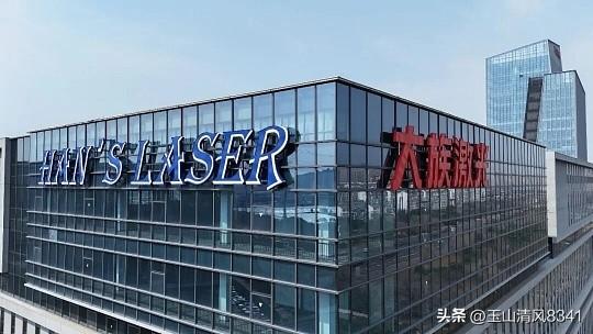 江苏苏南两小虎，常熟和张家港，2026年上半年经济数据大比拼，财政收入和社会零售