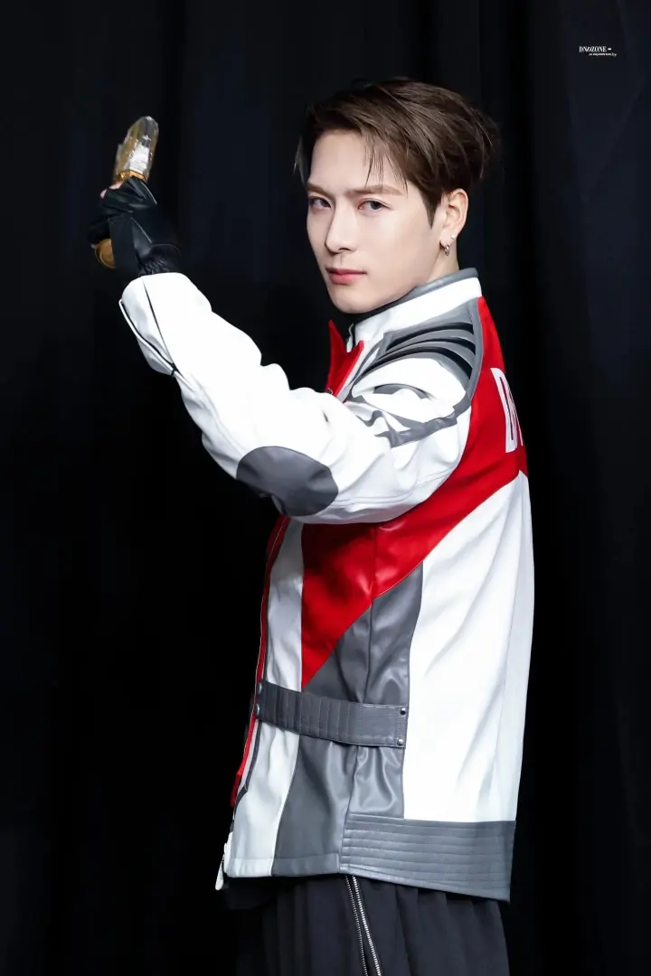 你相信光吗？嘉尔不语 只是一味地宠粉