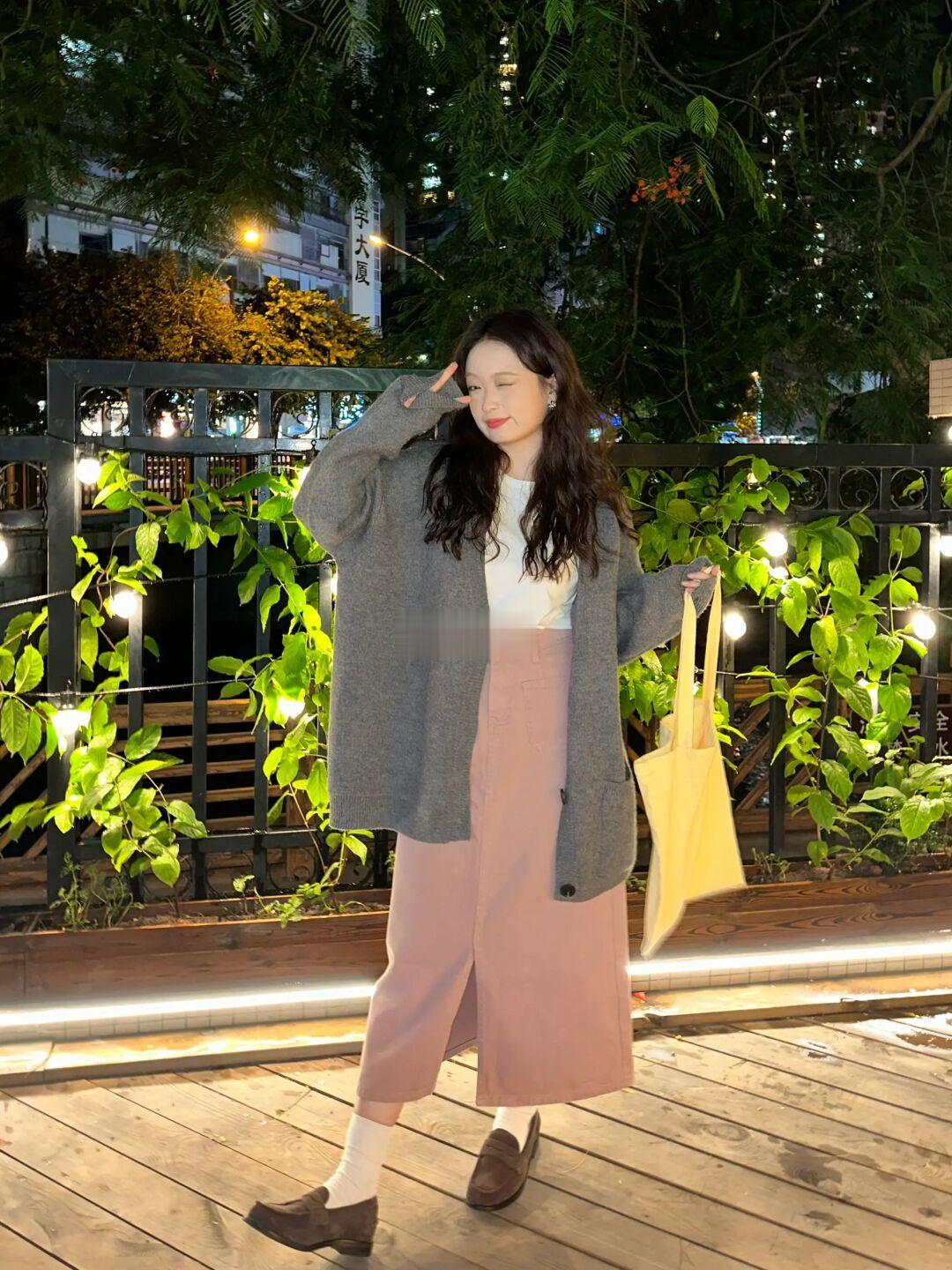 微胖女孩秋天的漂亮衣服也太多啦！！！