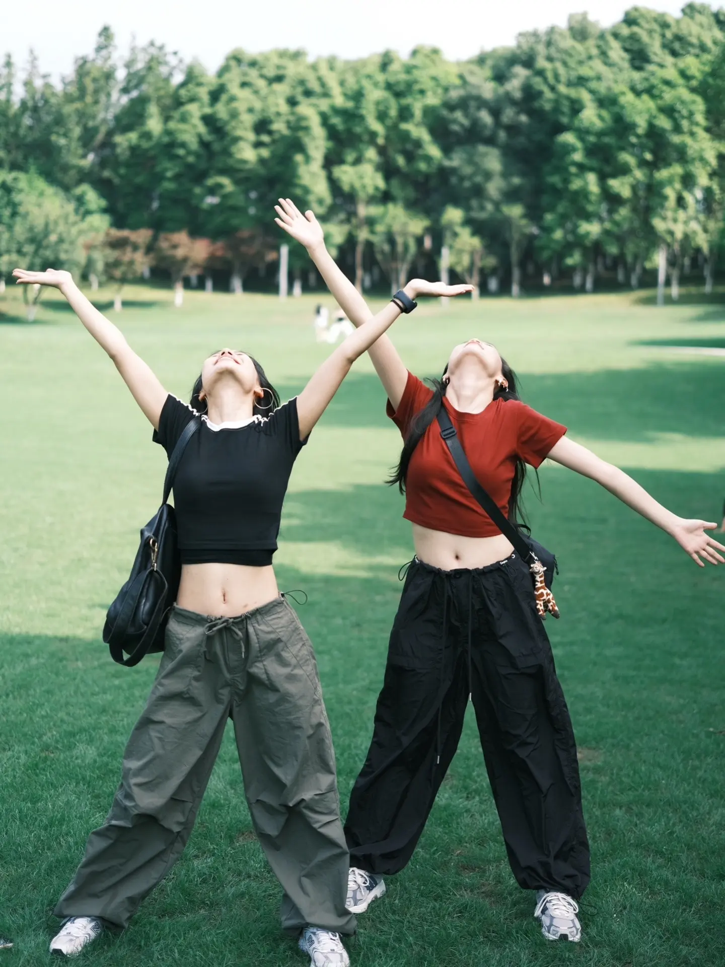 闺蜜拍照姿势｜闺蜜见面就这么拍📷。