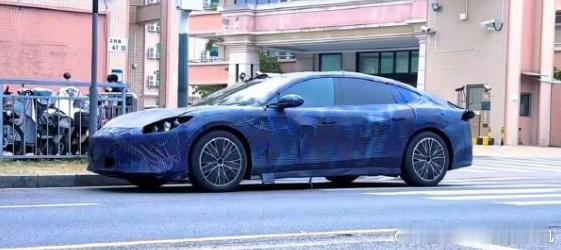 方程豹的轿车如果真叫“镁9”的话，是不是太像“美酒”了，有了“钛”和“镁”系列，