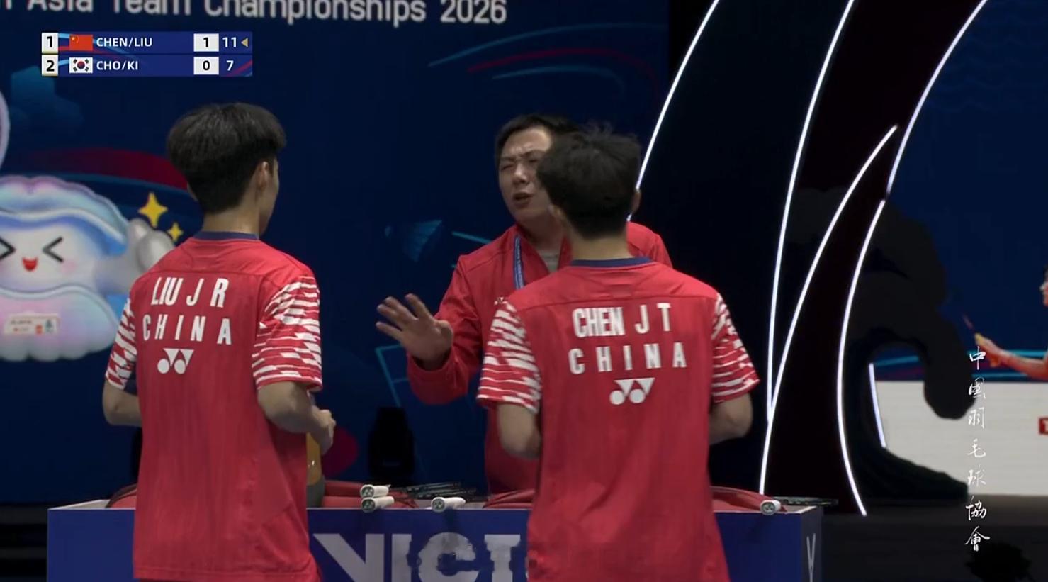 男团 半决赛 中国 1-2 韩国 男单 王正行 19-21 21-16 13-2