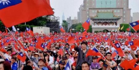“如果九成台湾人不支持统一，那解放军统一台湾将没任何负担！”台湾曾有份调研，结果