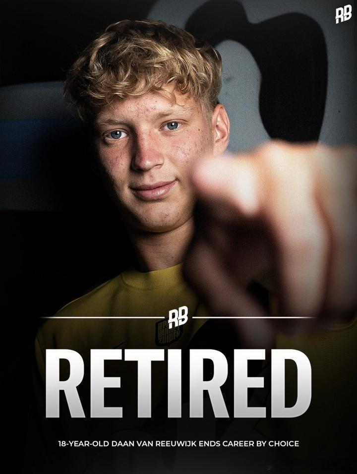 【足球不是想要的生活】官方：18岁的布雷达小将范雷韦克宣布与俱乐部解除合同并即刻