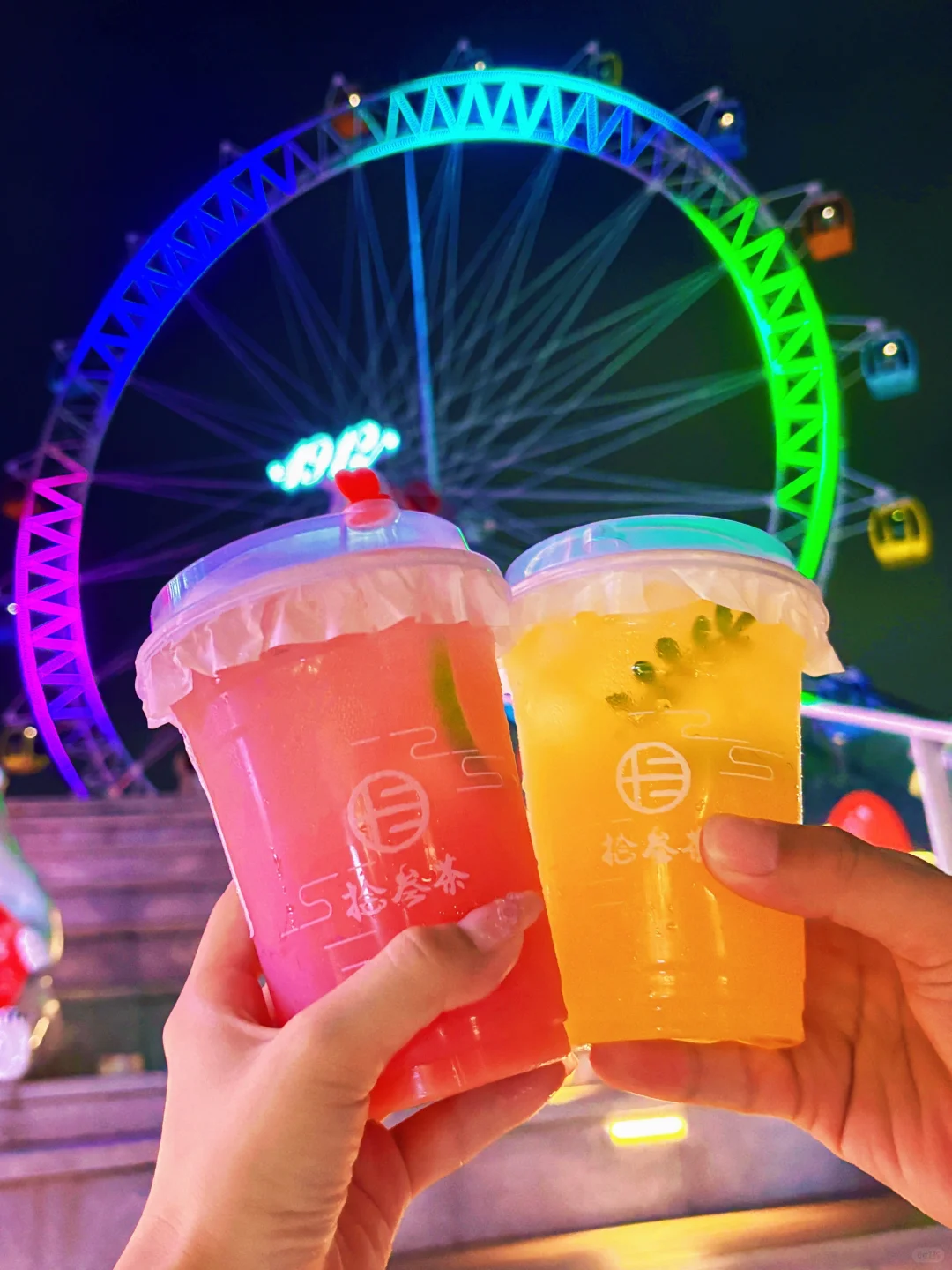 报告！！！我喝到了拾叁茶的奶茶酒！！