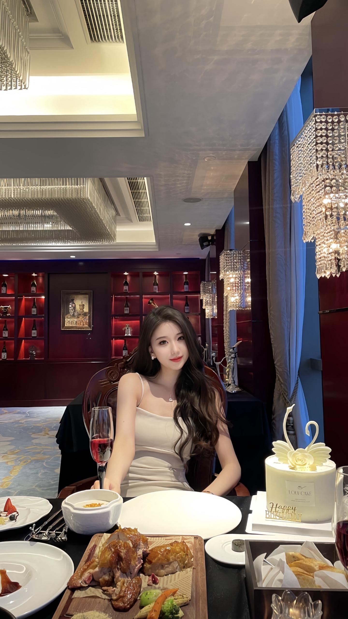 每天有每天的快乐 今天是生日快乐🎂。