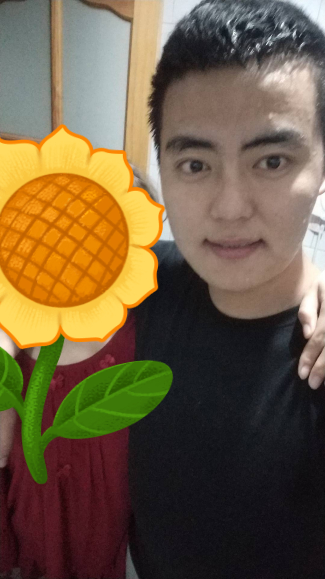 昨天是和老婆相爱10周年的日子，今天带着孩子去拍全家福，明天我就30岁了。说实在