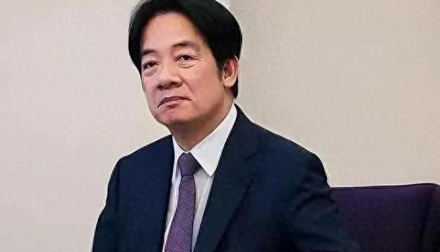 20000台军集结举办年度最大军演，大陆宣布启用新航线，台当局坐不住了，赖清德两