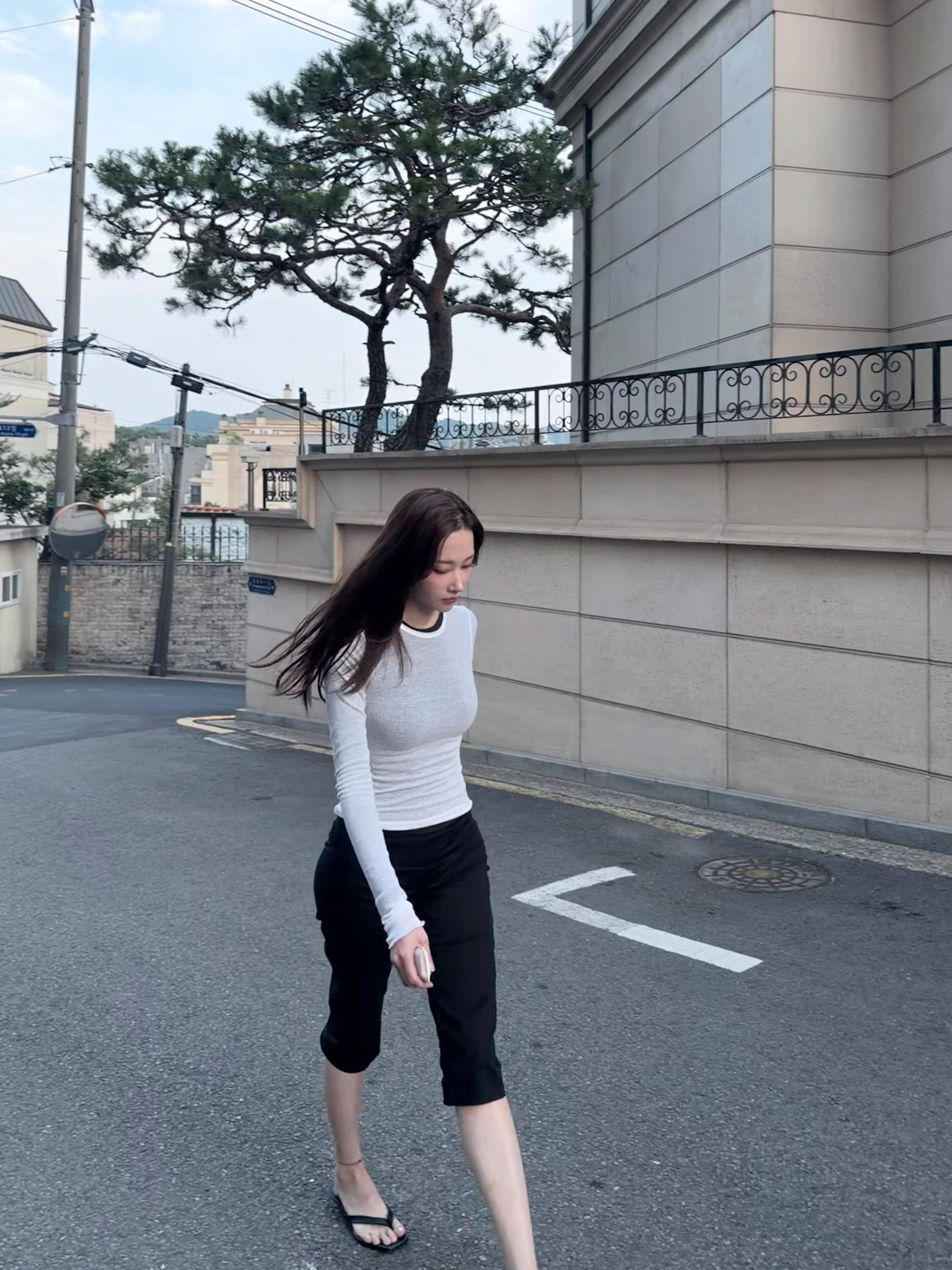 全钟瑞/壁纸分享成熟大概就是不开心的时候也知道不该指望谁能给自己安慰. 