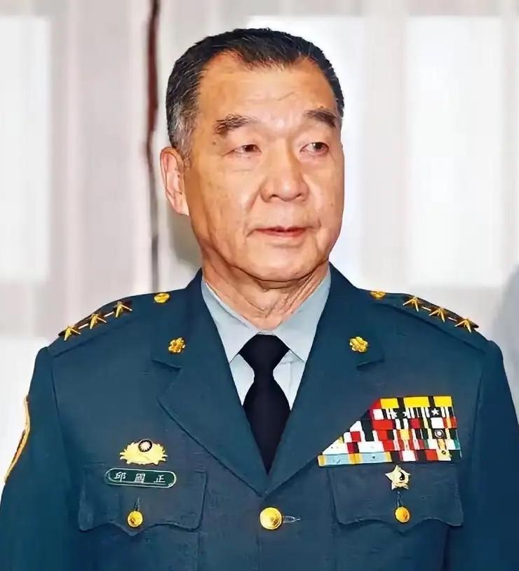 你要打多久我就陪多久！只要大陆战机敢越线，台军就开第 1 枪击落。

台防务部门