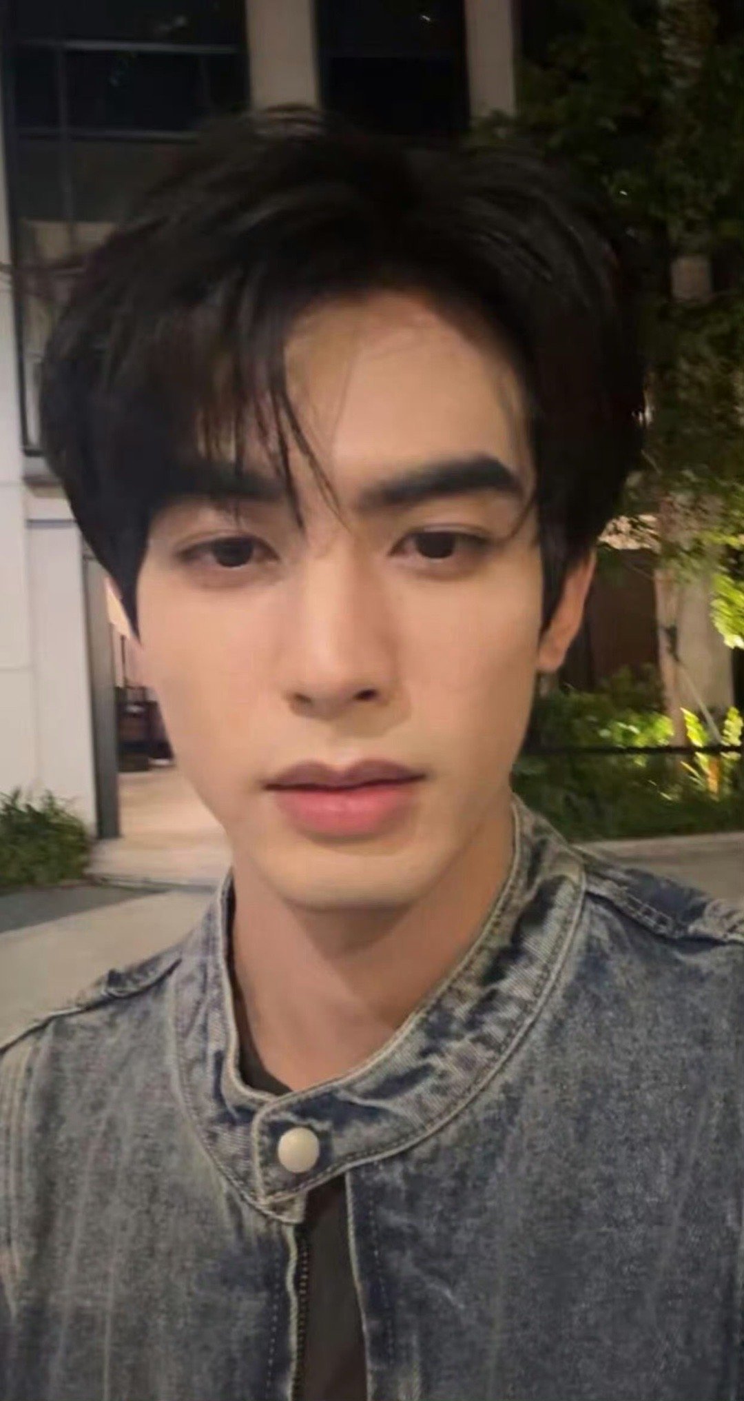 宋威龙只学了一句忍住宋威龙深夜发视频忍住，这忍的是什么呢？！2025微博之夜爆款