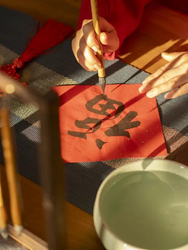 新年爱好打卡超有趣！我选了绘画和跑步。绘画属于艺术类，我给自己定目标，每周画三幅