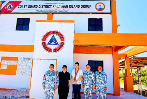 就在刚刚， 菲律宾作出一个重大反华决定，极其恶劣。 

菲律宾媒体今天（4月10