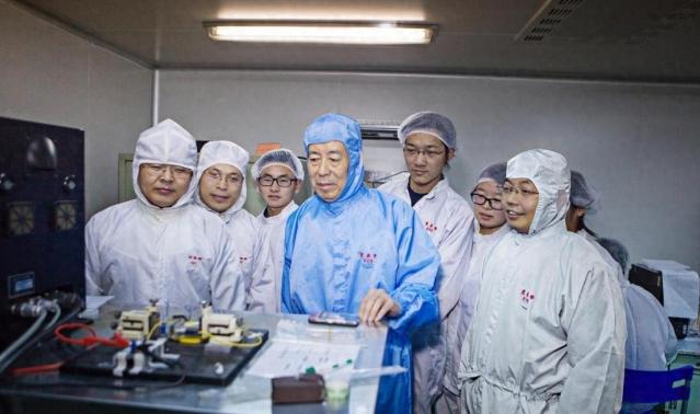 半导体领域迎来强势突破！
【光明网】1月13日，记者从西安电子科技大学获悉：该校