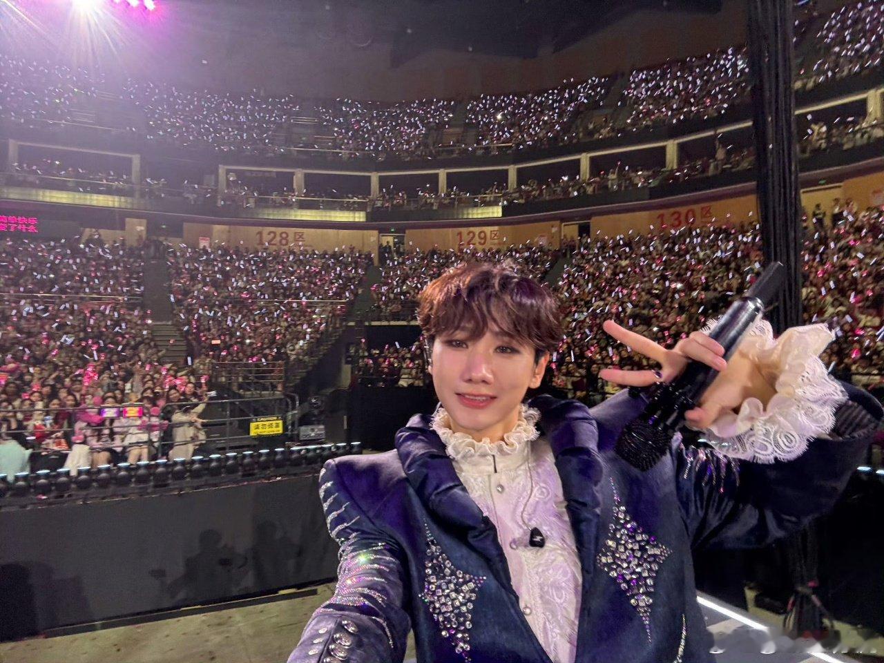 汪苏泷 再帅的男人也得亲自捡儿子汪苏泷山西行，首秀“捡儿子”，破壳龙摔得七零八落