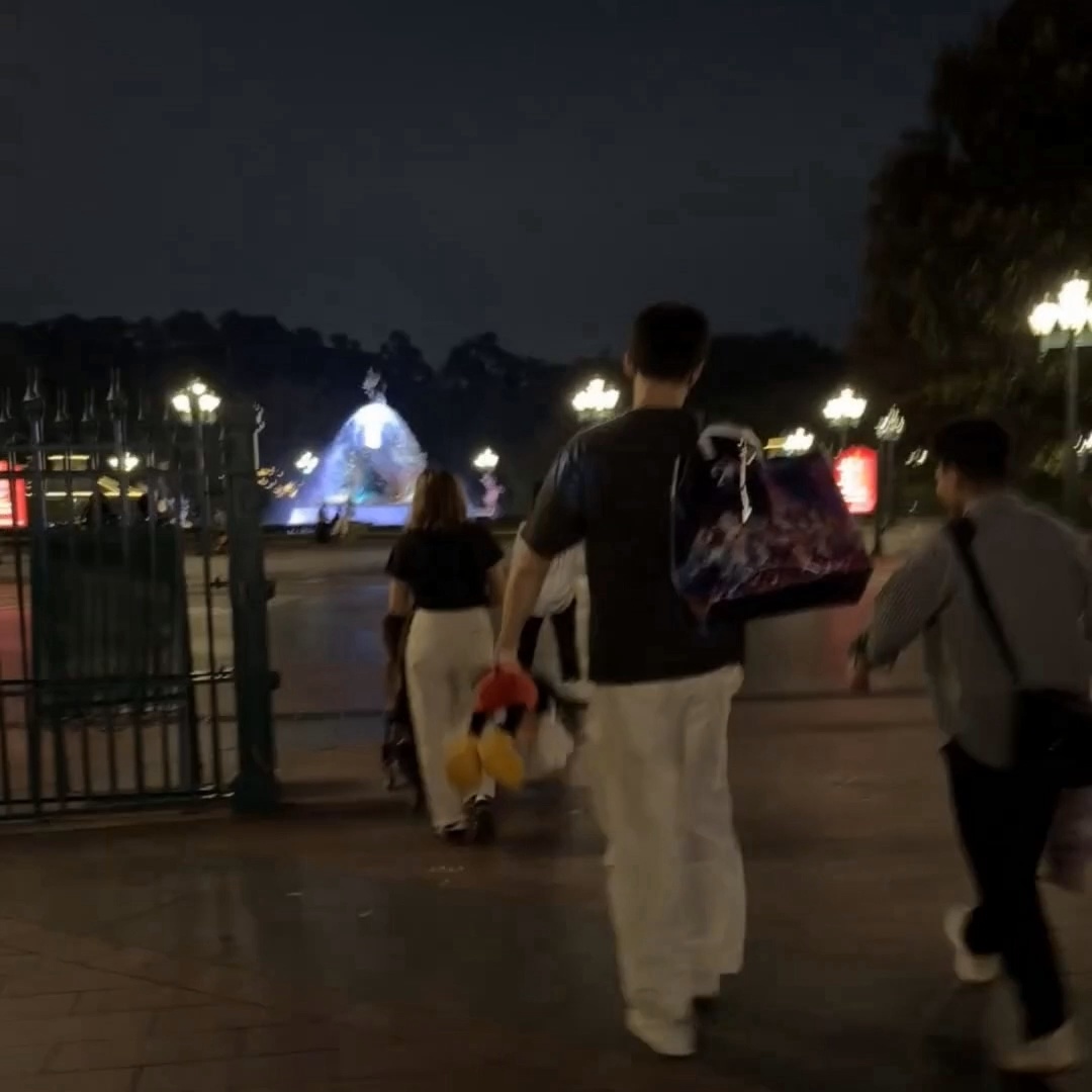 18.0『8827』正确的扫货姿势是这样的吗？🛍🛍🛍 