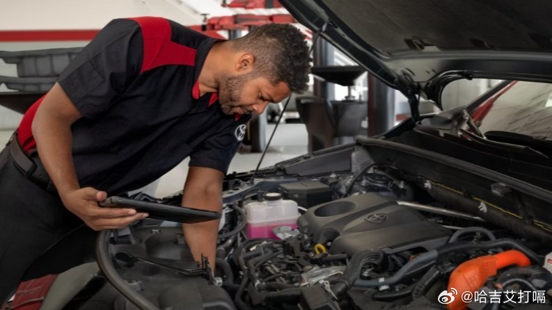凤凰新闻【安世恢复部分芯片供应，日德汽车制造商迎首批供货】据凤凰卫视援引多家外媒
