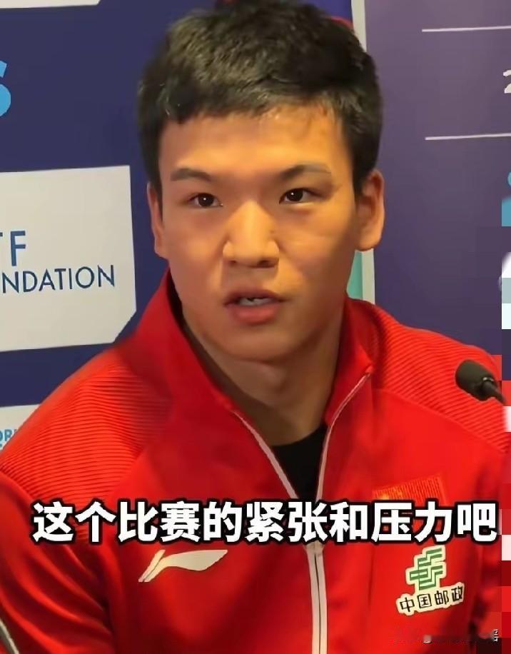 赛后采访，向鹏的眼里都是泪光，他的一句“希望自己今后也有机会能上场”直接把我看哭