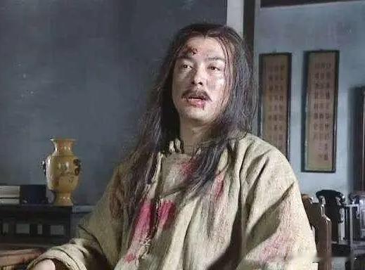 1862年6月初，清朝大将胜保搂着陈玉成的小妾，在刑场上下令将陈玉成凌迟处死。
