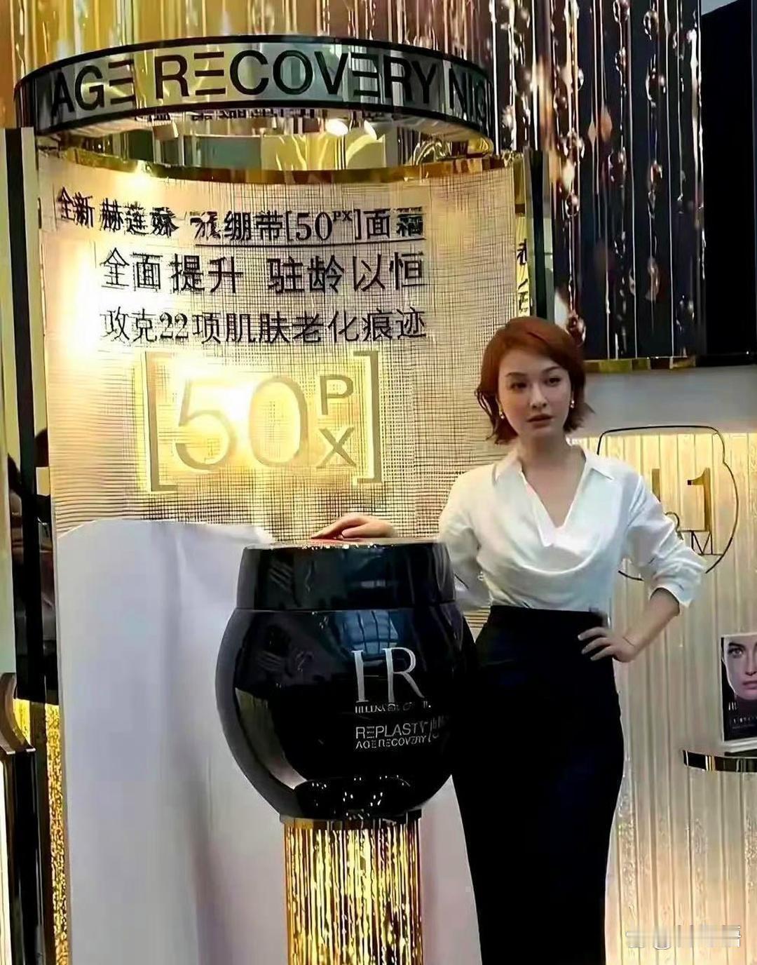 吴昕变化太大了，不仔细看根本看不出来 