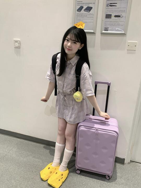 小韩🇰🇷留学生🧀💜机场舒服穿搭！📷
