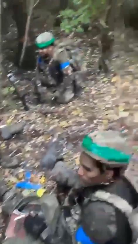 与哈利斯科新一代贩毒集团（CJNG）有关联的雇佣兵被发现在乌克兰森林中活动。视频
