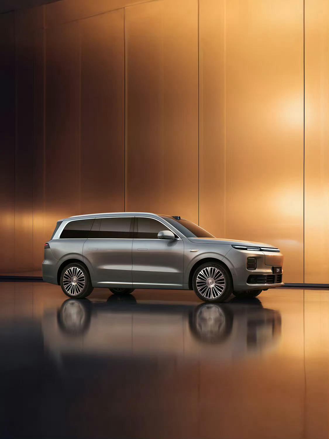 零跑D19，强项特别多。[馋嘴] ​​​