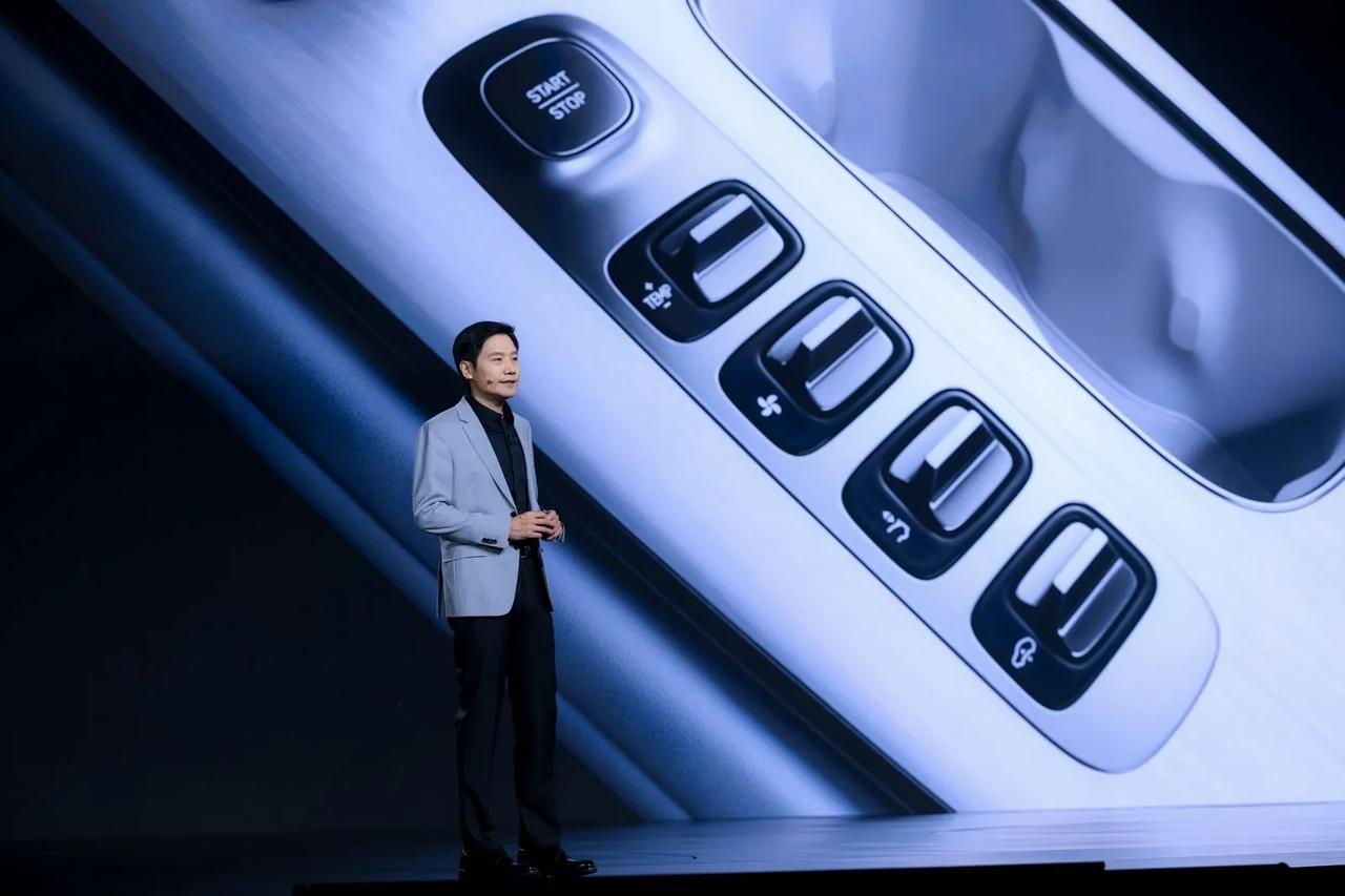 小米汽车有野心！媲美保时捷特斯拉，力争成全球前五车企！

就在今天，小米召开了小