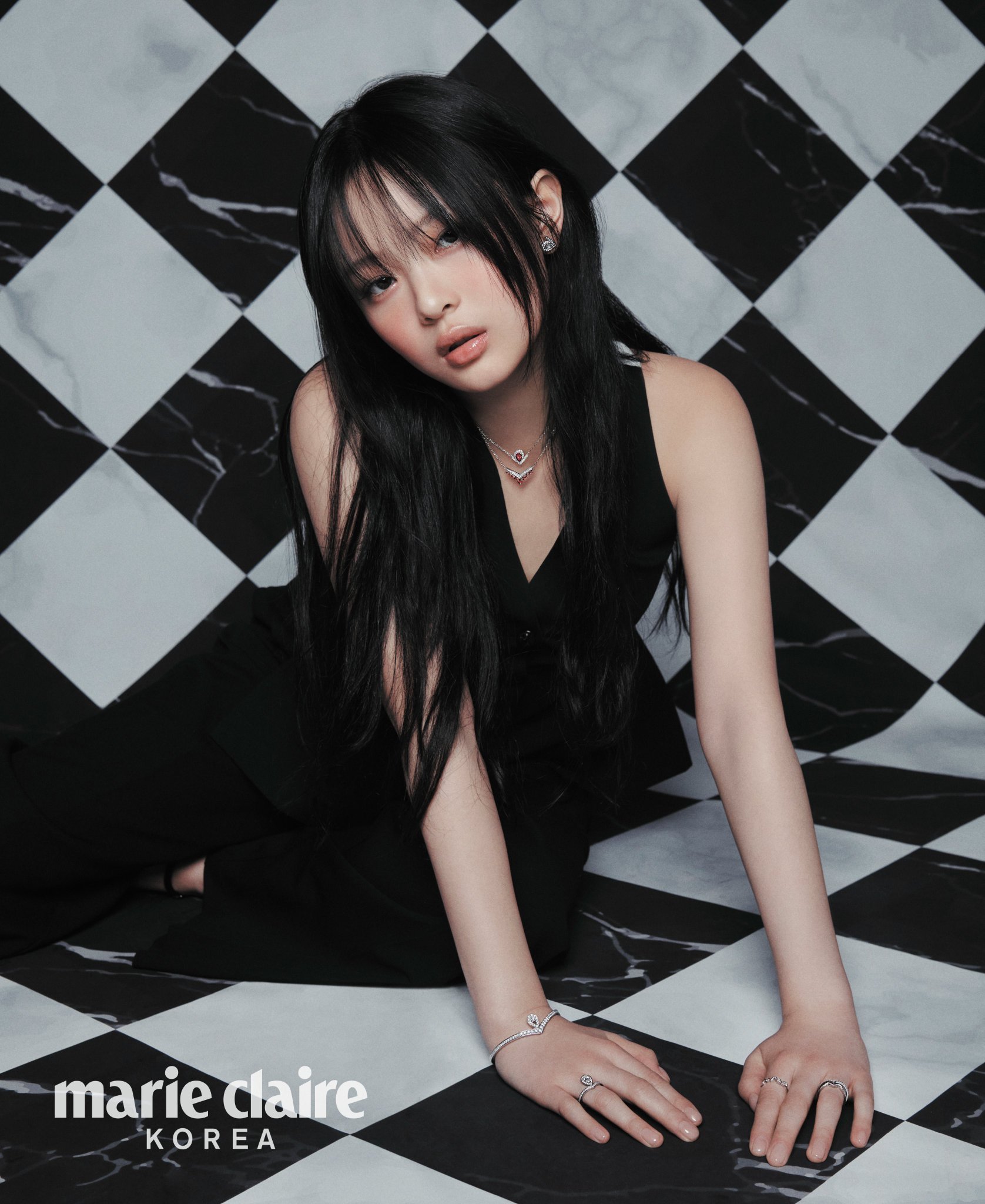 Hanni x Marie Claire🖤 ​​​