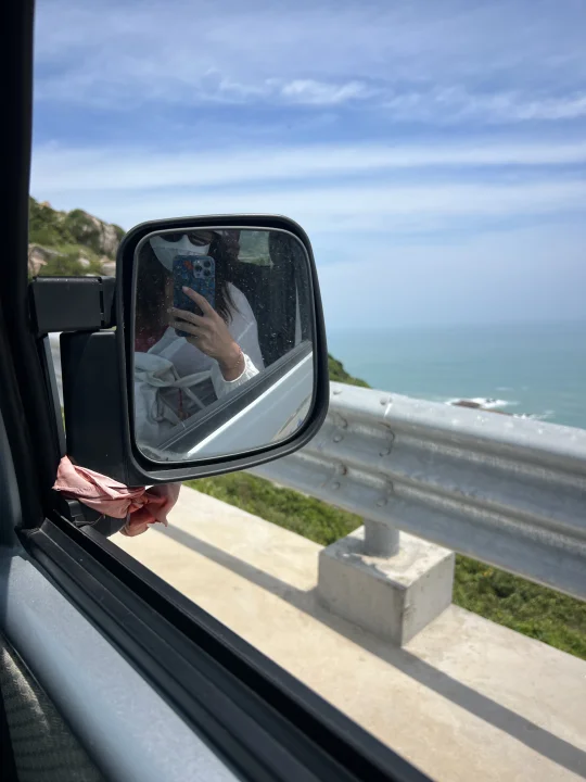 在黄龙搭上了陌生爷爷的便车