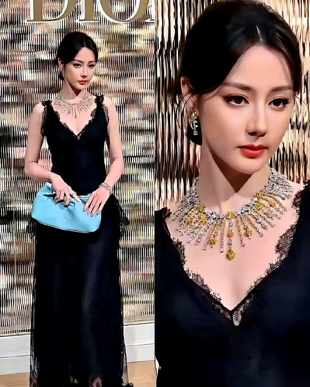 讲真，迪丽热巴这眼神，不是化妆师能画出来的。
这里面全是故事。
以前她眼睛里是星