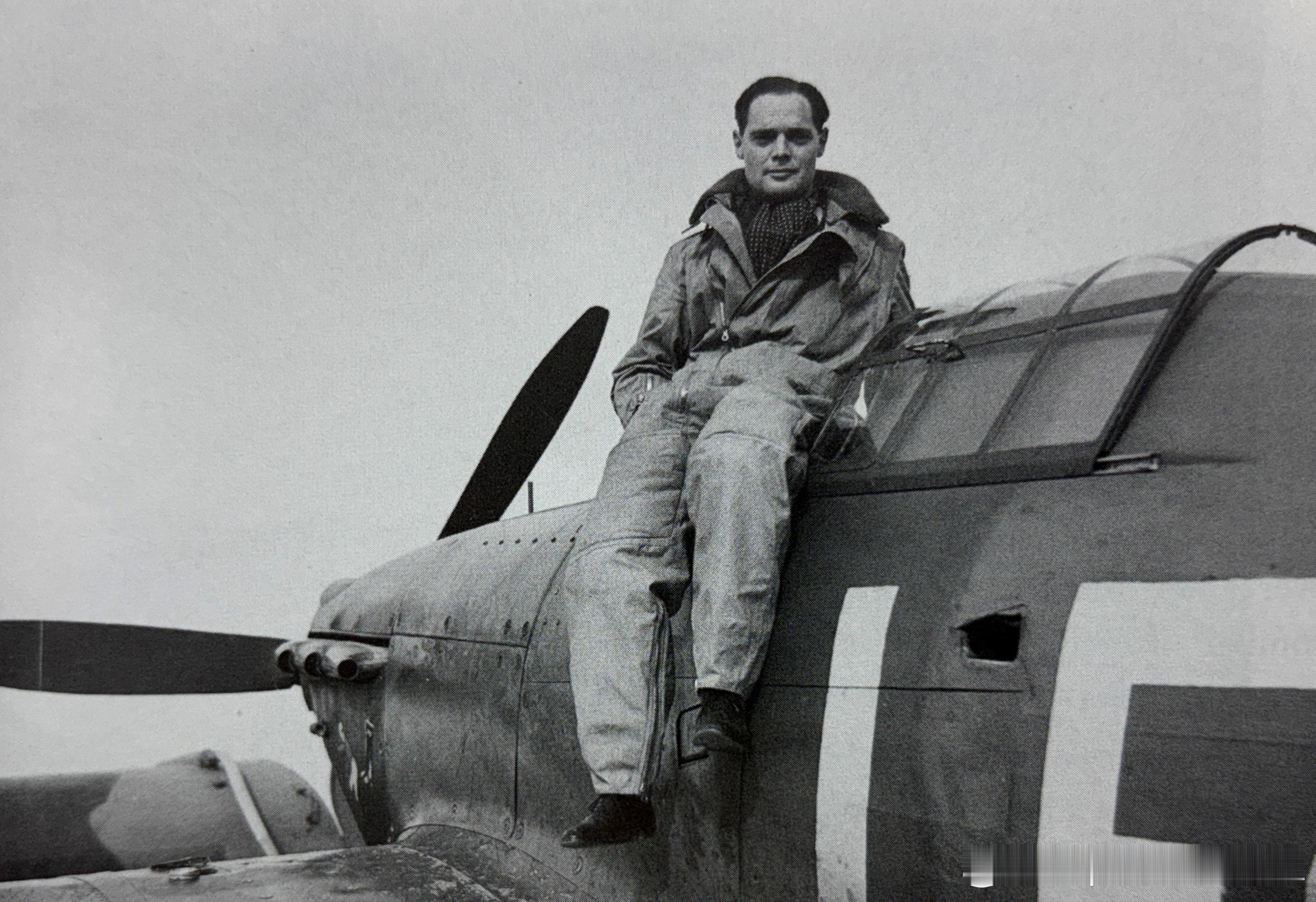 1940年9月皇家空军第242中队中队长Douglas Robert Steua