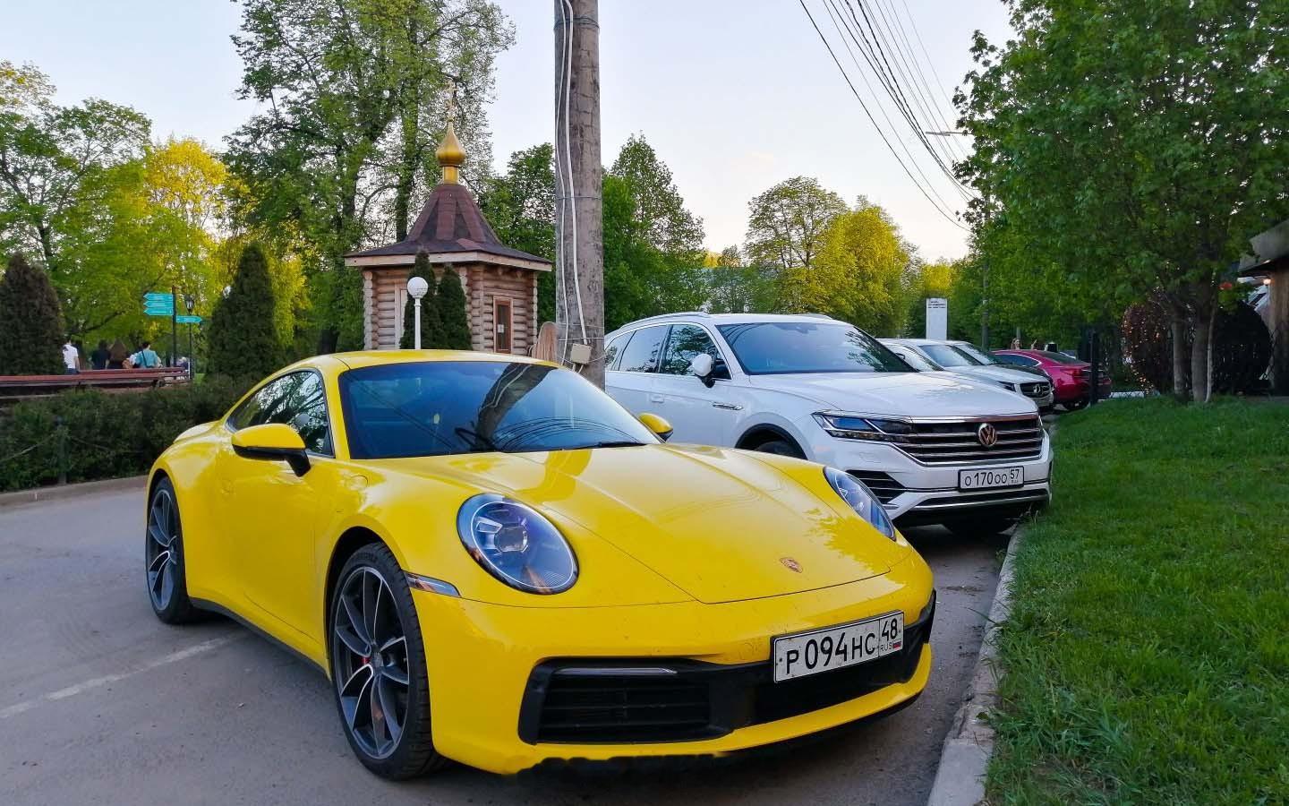 Porsche 911 / Renault Megane / Honda Pre