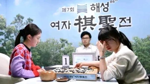 再一再二没有再三




韩国第7届女子棋圣战决赛观感

韩国女子头衔棋战非常多