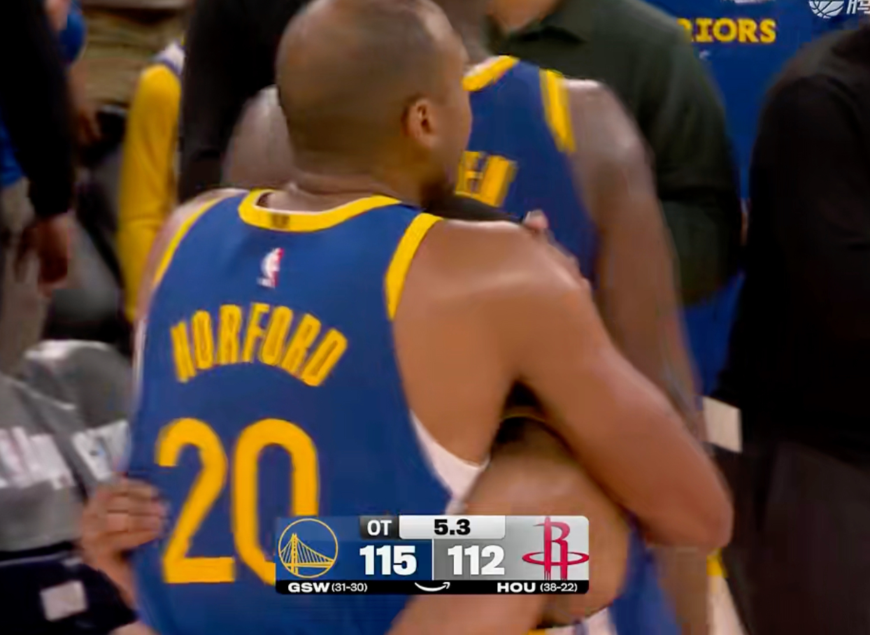 这个拥抱让我泪目了！！！！ 梅尔顿这个球将功补过了！！！ 