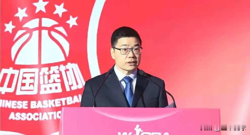 篮协CBA的骚操作堪与足协媲美！第五节，这个想法不知道从哪里想起来的。让我突然想