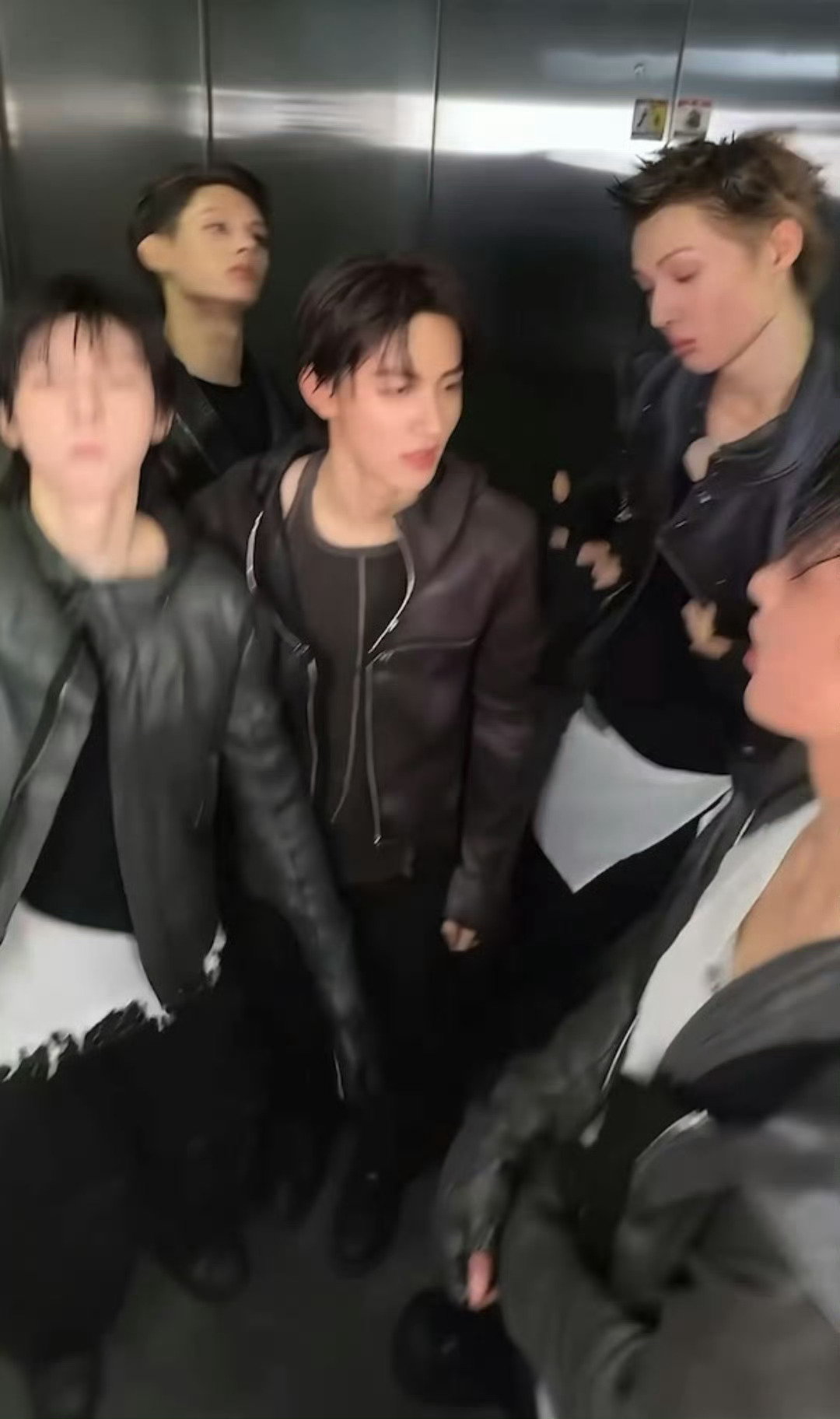 那表情很爽了 ​​​