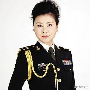 中国音乐史人物之第445位，孙丽英（一）生于浙江杭州。
出身于京剧世家，著名女高