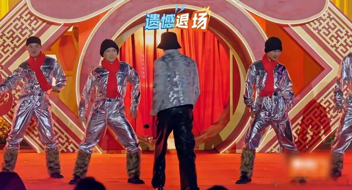 魏大勋紧急撤回一个开场周五晚高疯观后感周五晚高疯 魏大勋开场真的又抓马又精彩！掉