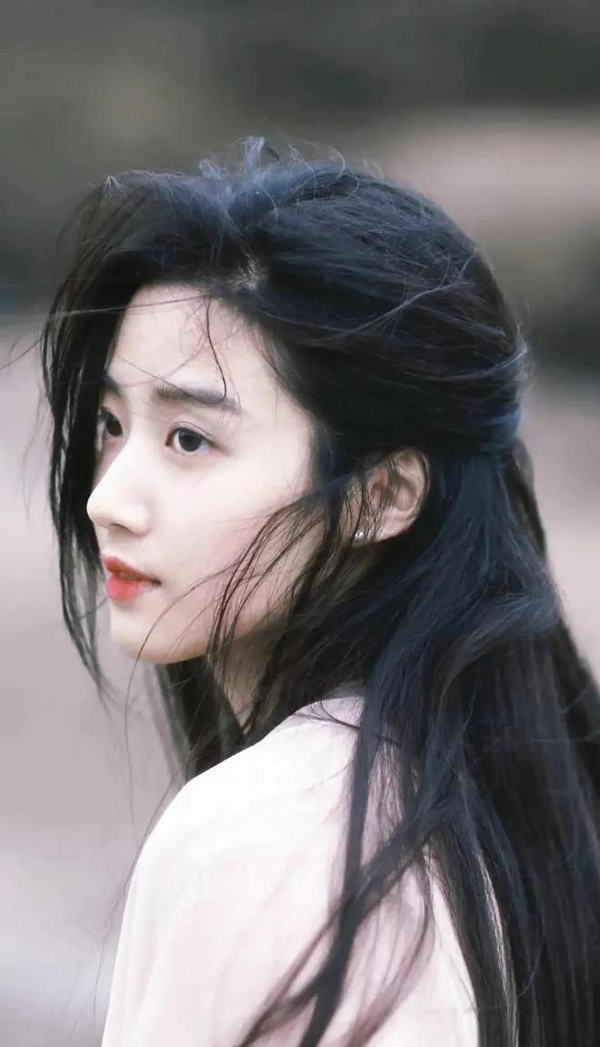 路人缘真的是个很神奇的东西。#卢昱晓#