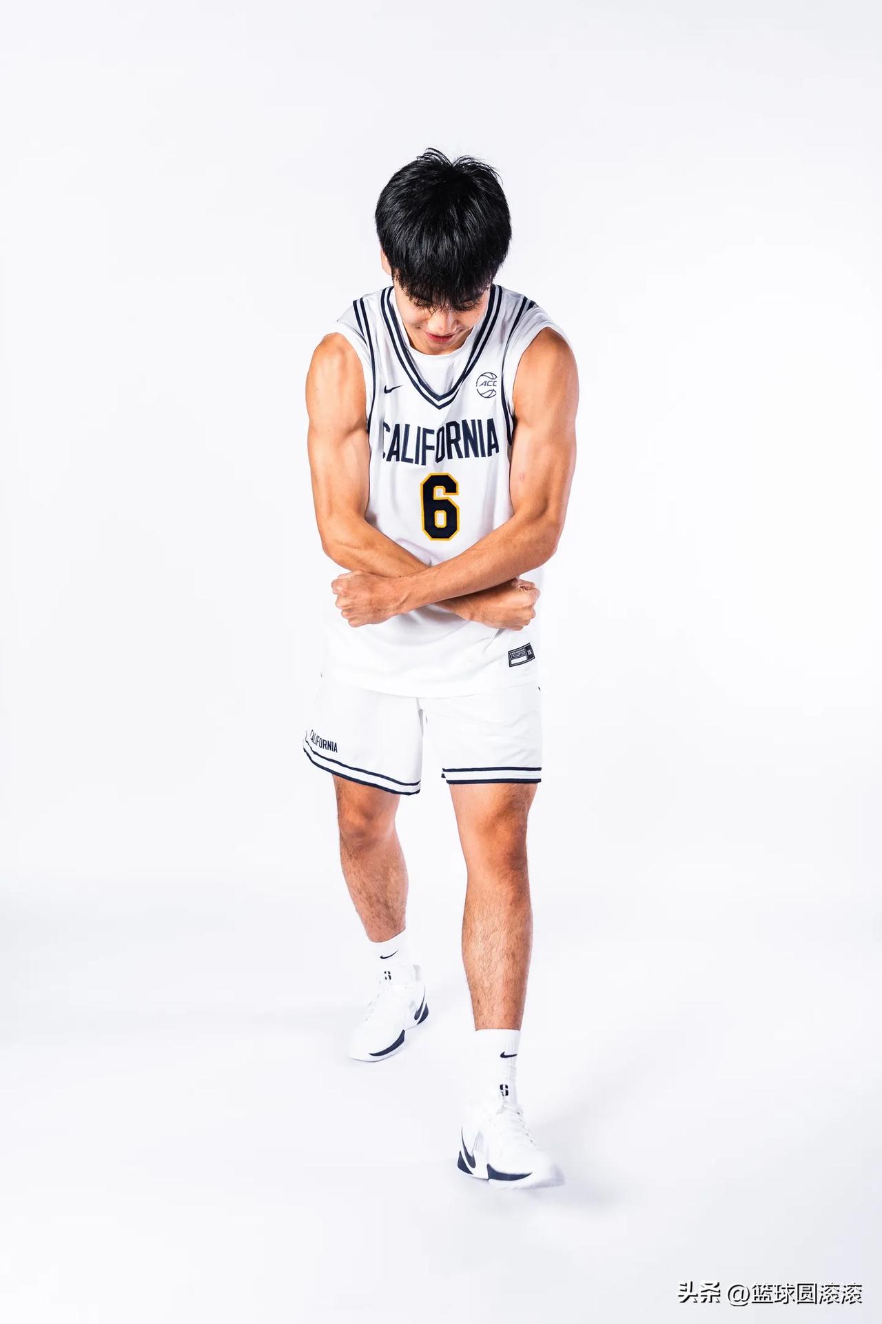 悬了！[抓狂][思考][奸笑][得意]中国07级锋线天花板，手握14份NCAA名