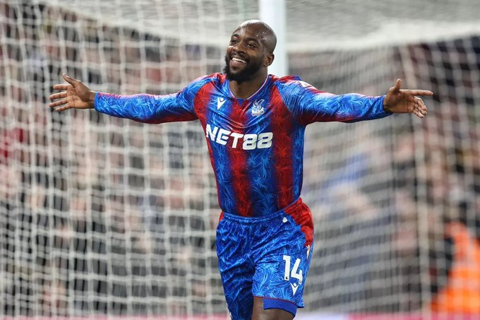 天空体育Kaveh Solhekol曼联长期以来对水晶宫前锋马特塔很感兴趣。尽管