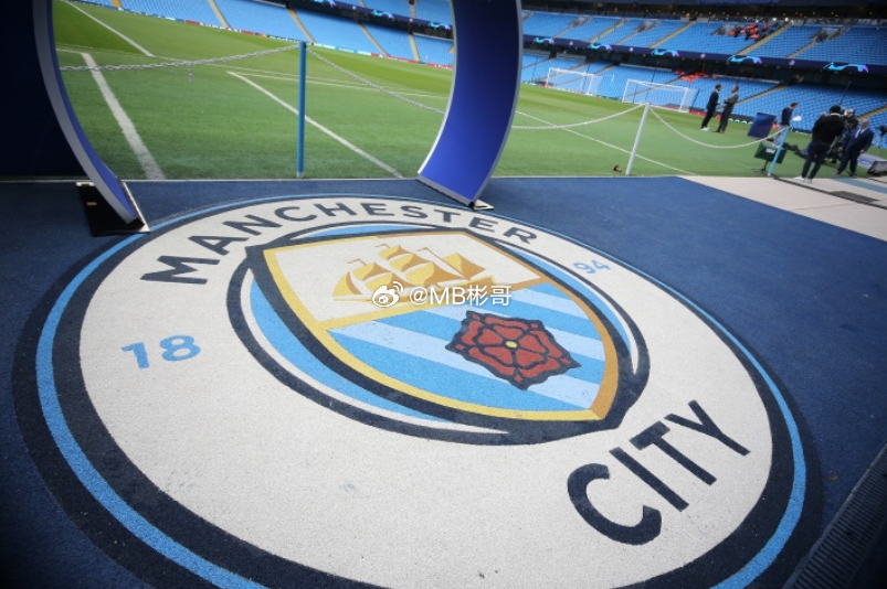 在回答球迷提问时，The Athletic名记大卫·奥恩斯坦表示，英超暂时不会调