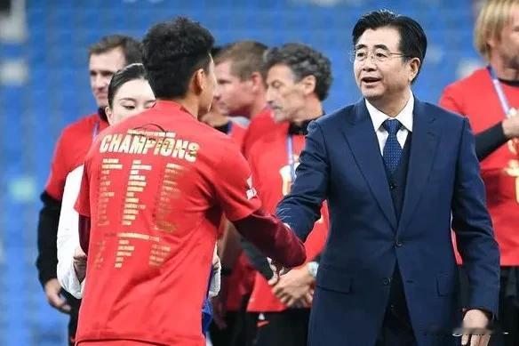 还相信宋凯是泰山队球迷吗？这操作是要把泰山队的争冠梦掐灭在萌芽状态。
  网上最